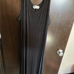Black Sleeveless Dress